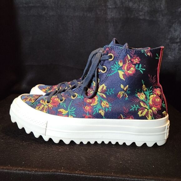 Converse rare women's 8.5  - Picture 8 of 9